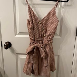 🧤 Blush pink/beige and white striped romper with adjustable waist string